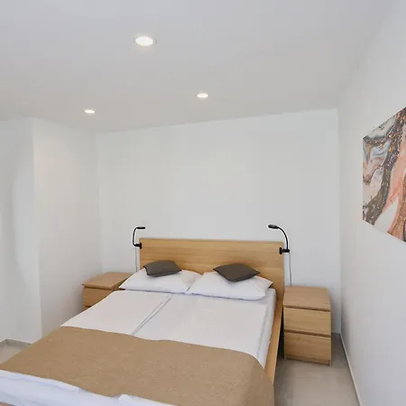 公寓 R A M L J A K - 