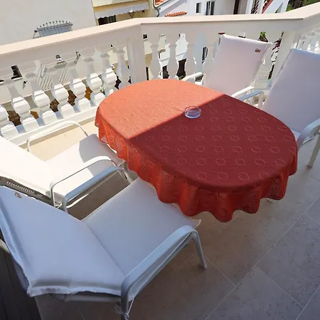 Appartement R A M L J A K - 