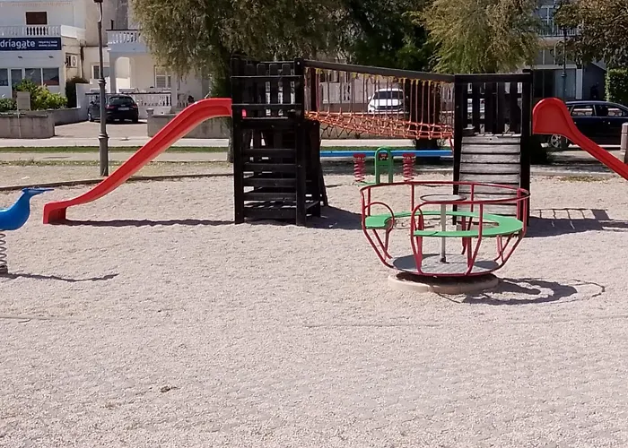 Διαμέρισμα R A M L J A K - 